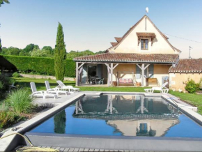 Villa charmante à Issac avec piscine privée